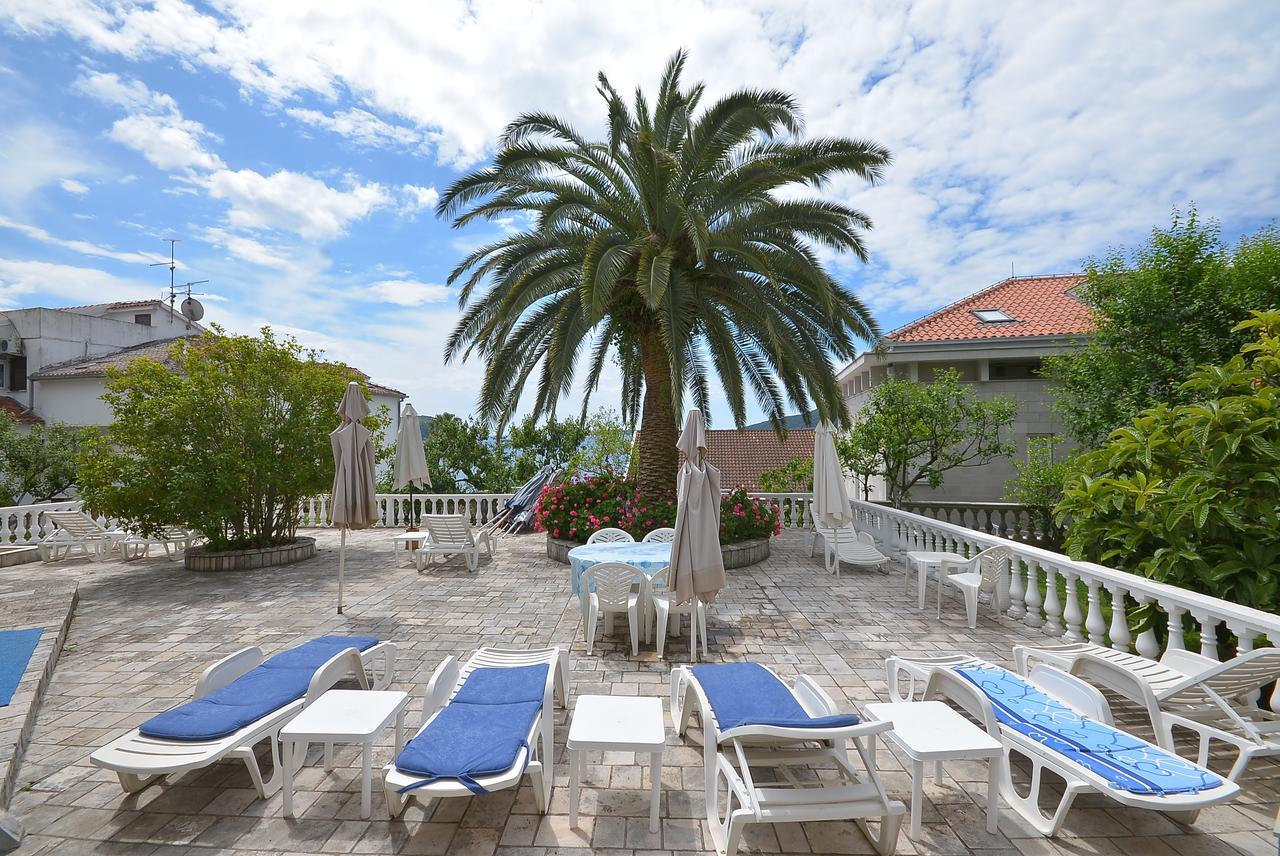 Hotel Vila Margot Herceg Novi Exterior foto
